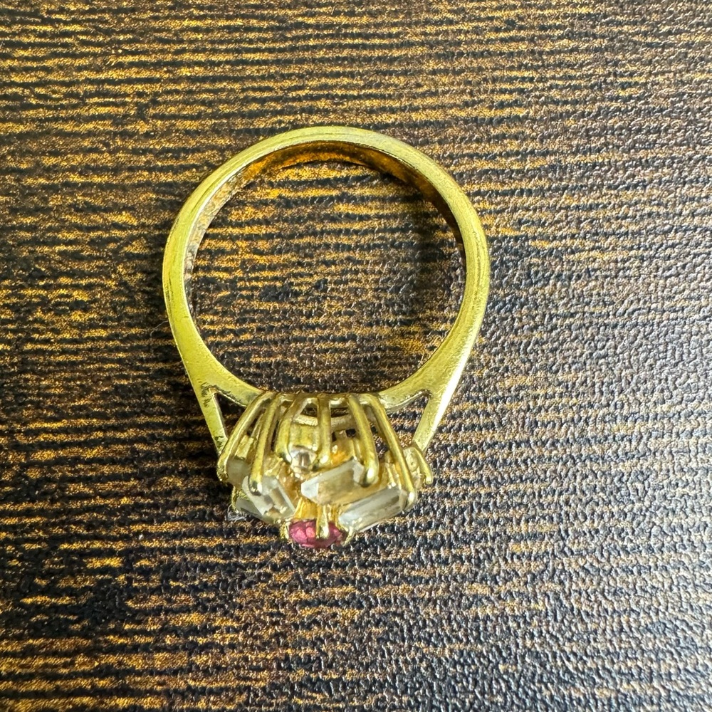 Pink Stone Ballerina Ring Crystal Baguette Cluster Fireworks Gold Plated Vintage - Picture 5 of 14